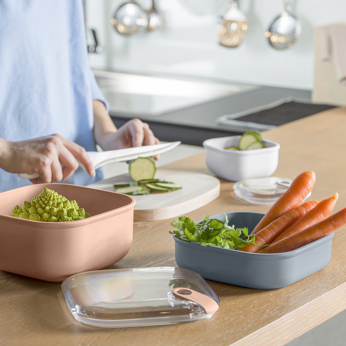 Pojemnik na żywność Lunch box szczelny płaski ELA 1L